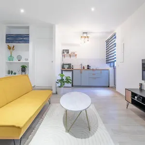  Appartement Magnifique à 2 Pas De La Bastille !